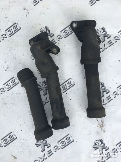 Потрубок помпы Peugeot Boxer Citroen Jumper