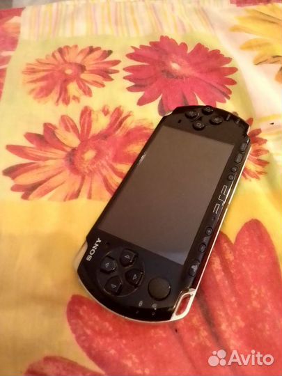 Игровая приставка Sony PSP 3008