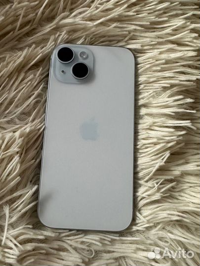 iPhone 15, 256 ГБ