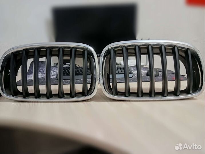 Решетки радиатора BMW X5 E70