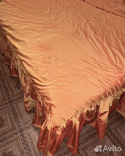 Покрывало, плед, накидка на кровать