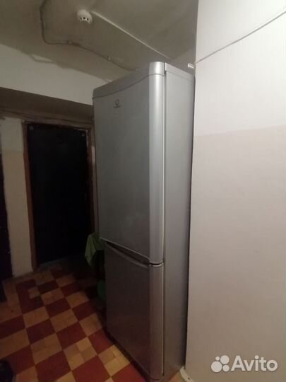 Холодильник