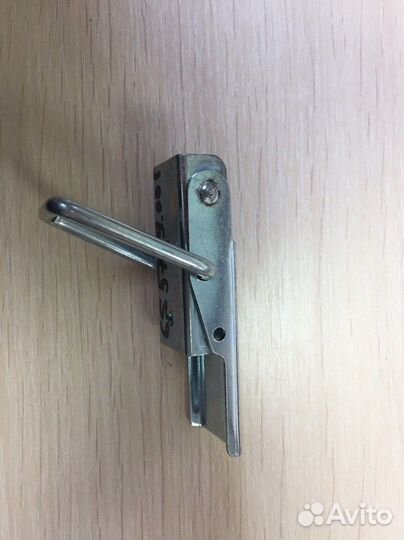 Замок борта прицепа RB34 с пружиной (без ответной