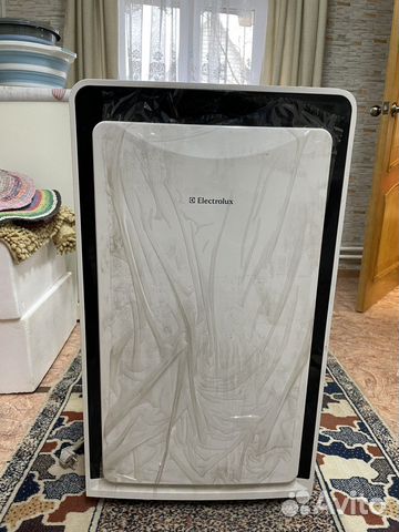Мобильный кондиционер Electrolux eacm-09EM/R