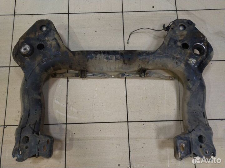 Подрамник передний Audi 100 AAR 1994