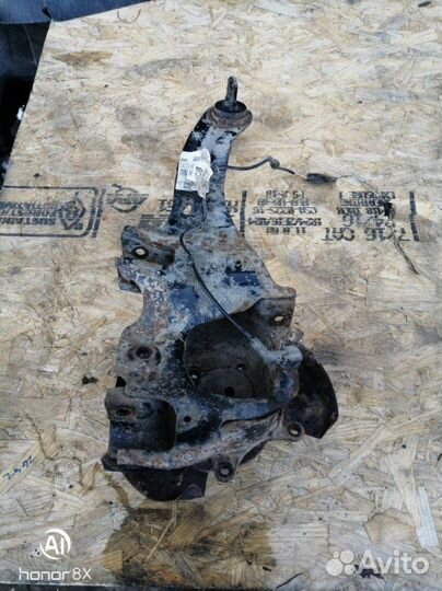 Ступица задняя правая Ford C-Max aoda 2008