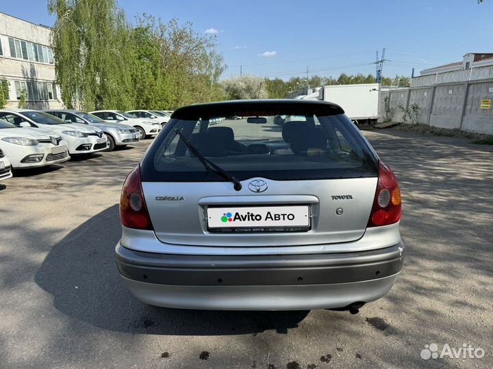 Toyota Corolla 1.3 AT, 1999, 307 900 км