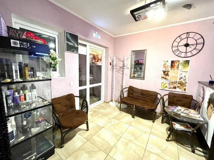 Продается коммерческая, 120 кв.м., 1/9 эт