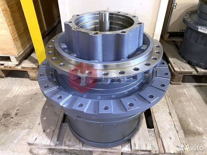 Бортовой редуктор Hitachi ZX350LC 9190221