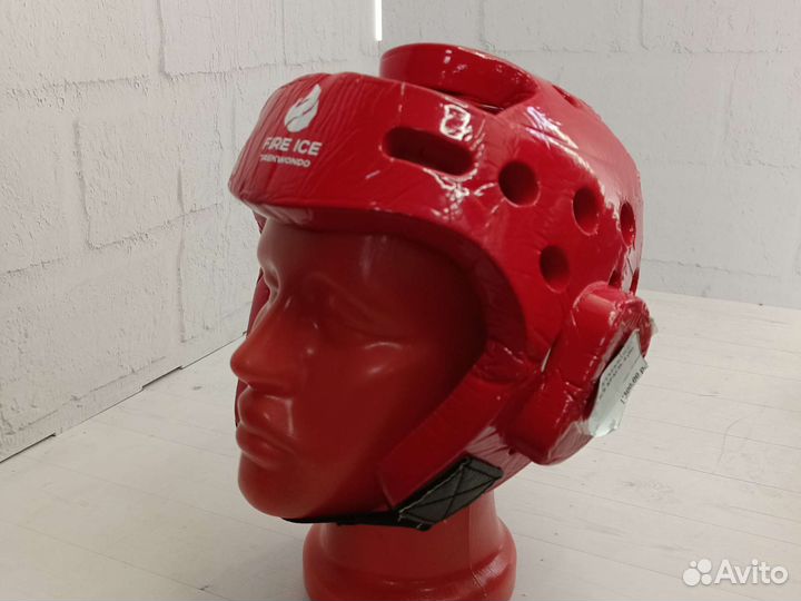 Шлем для тхэквондо