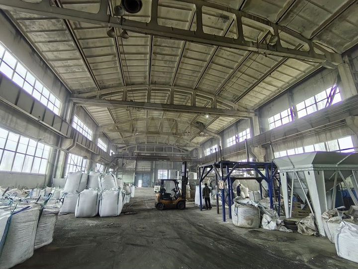 Тёплое производство с мостовыми кранами, 2250 м²