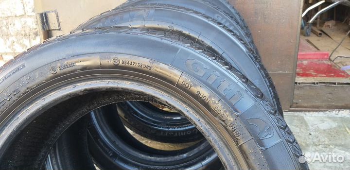 Giti GitiComfort SUV 520 215/60 R17