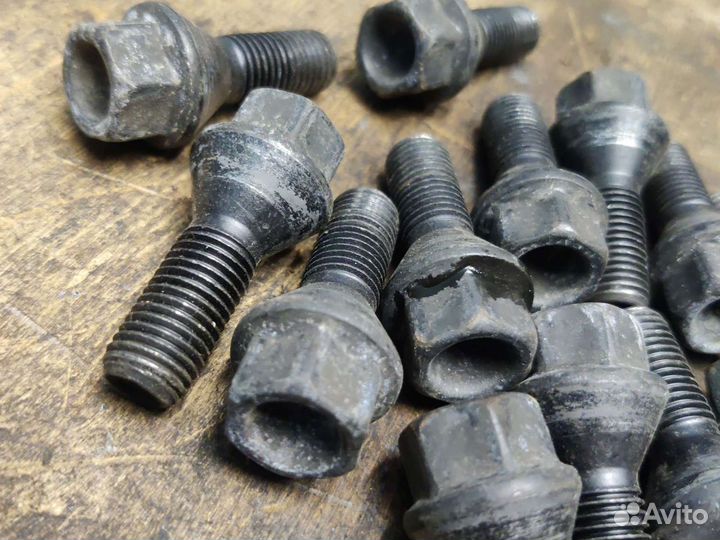 Болты колесные BMW E90 LCI рестайлинг