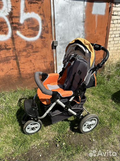 Прогулочная коляска