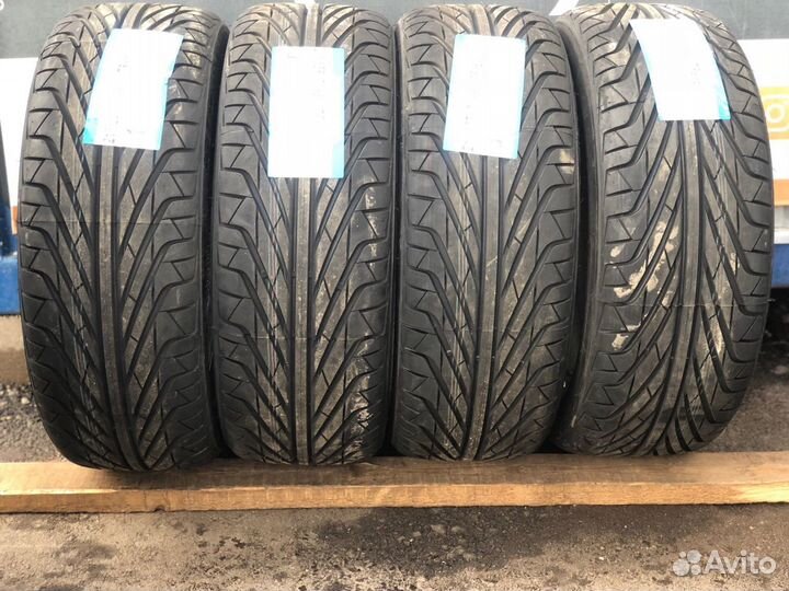 Triangle TR968 215/55 R17 98V