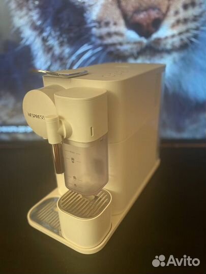 Кофемашина капсульная Delonghi -nespresso EN510.W