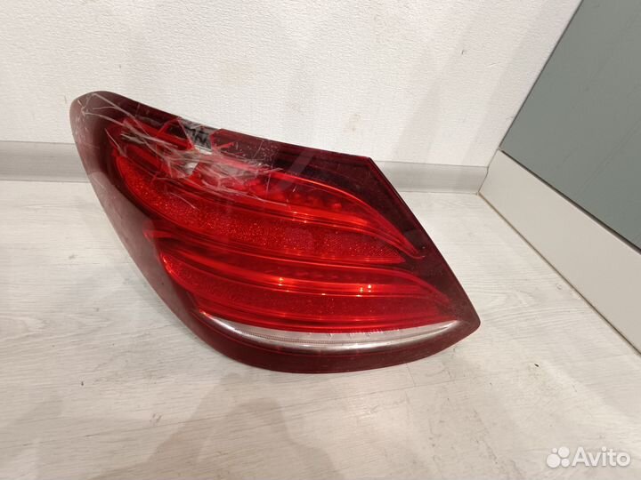 Задний стоп сигнал w213