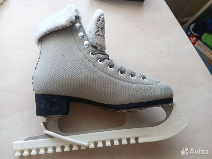 Коньки фигурные Nordway