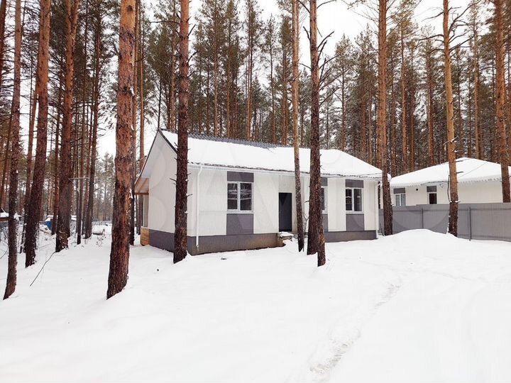 Коттедж 130 м² на участке 8 сот.