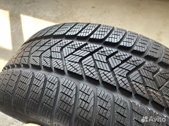 Pirelli Scorpion Winter 235/55 R19 и 255/50 R19 V
