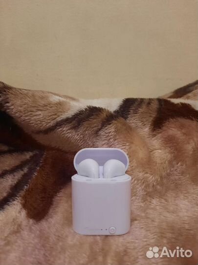 Беспроводные наушники