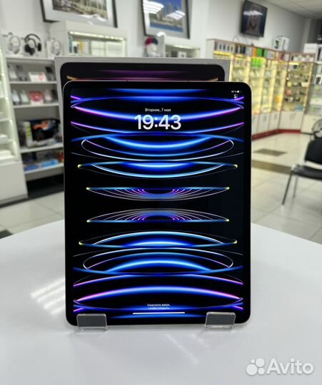 iPad pro 12.9 m2 2022 128gb LTE