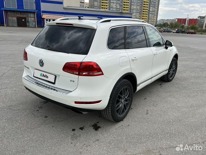 Volkswagen Touareg, 2011