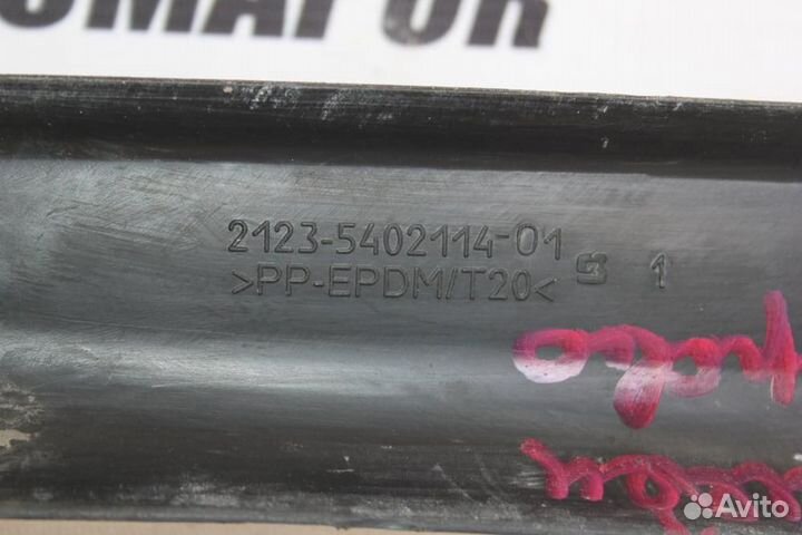 Обшивка стойки для Chevrolet Niva 2002-2009 г