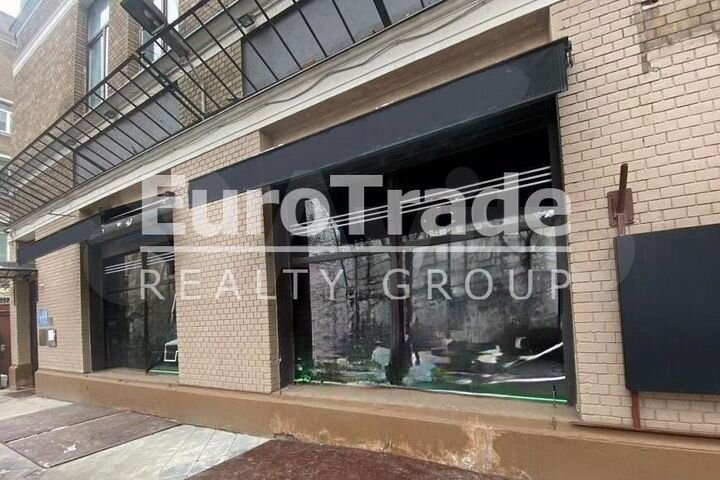 Сдам торговое помещение, 278 м²