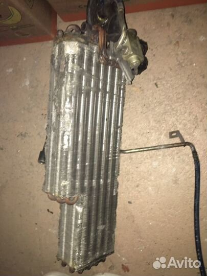 Радиатор кондиционера салона W 126