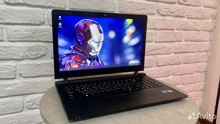 Ноутбук Lenovo