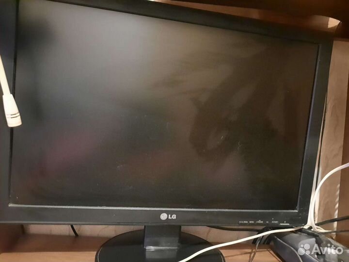 Монитор LG