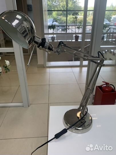 Лампа для маникюра