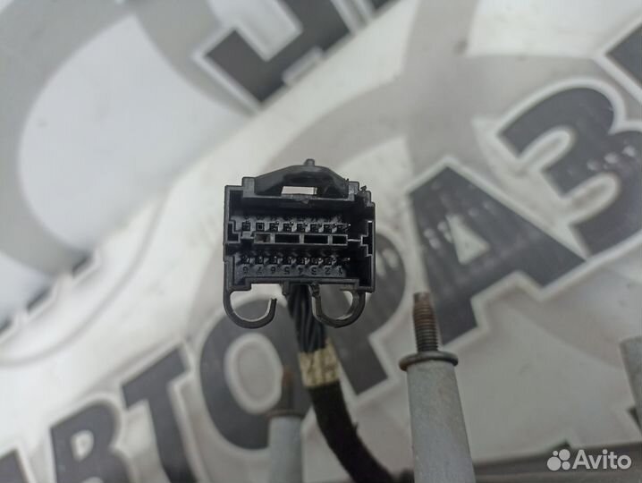 Зеркало левое Mecedes W163 рест