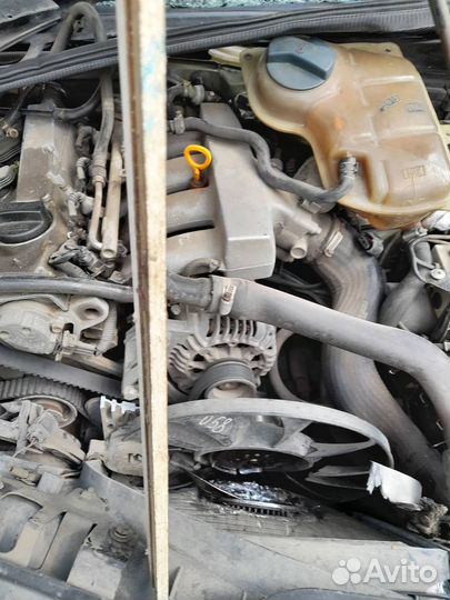 Volkswagen Passat 1.8 AT, 2001, битый, 220 354 км