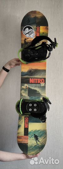 Детский сноуборд nitro с креплениями и ботинками