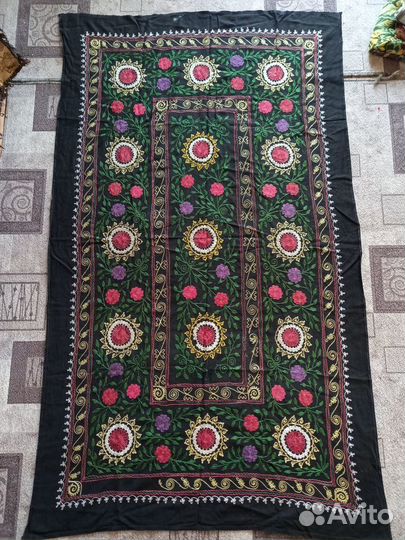 Сюзане. Скатерть - коврик.19 век,Персия (Иран)