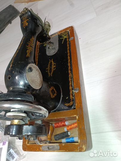 Швейная машинка