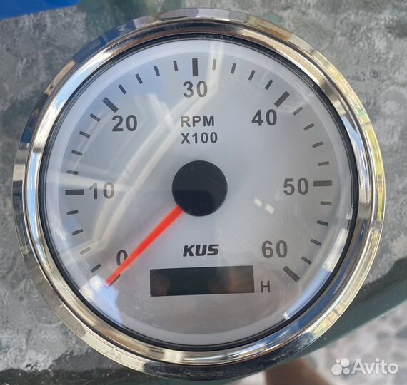 Тахометр для лодочного мотора