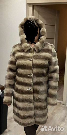 Шуба мутоновая с капюшоном