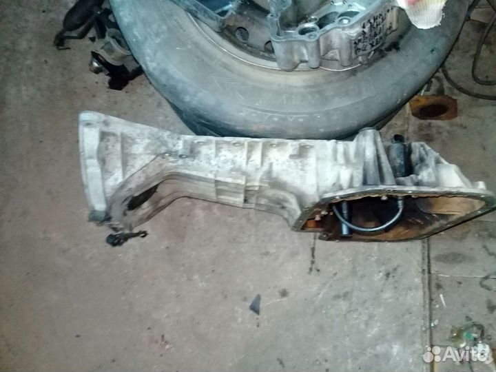 Верхняя часть масленого поддона 2.4 Mercedes W202