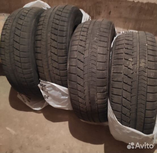 Bridgestone Blizzak VRX 205/60 R16 92Q