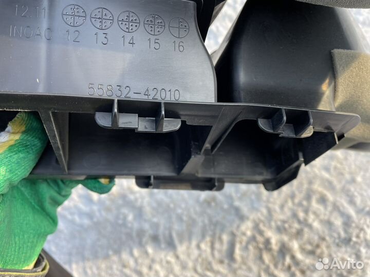 Рав 4 40 воздуховод торпедо