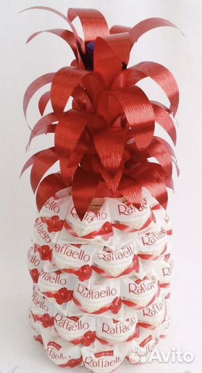 Ананас из конфет