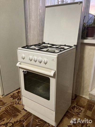 Газовая плита, 4 конфорки