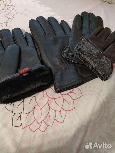 Перчатки новые остались побольше которые