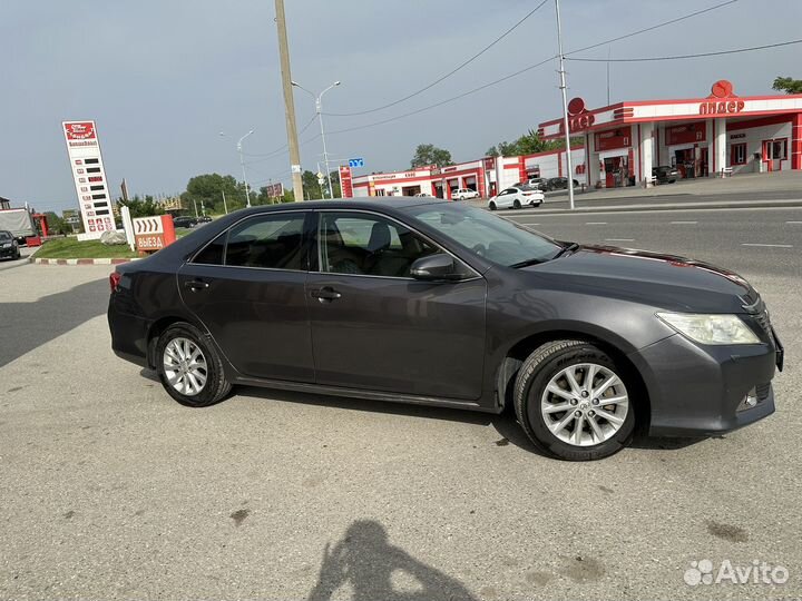 Toyota Camry 2.5 AT, 2014, 490 000 км