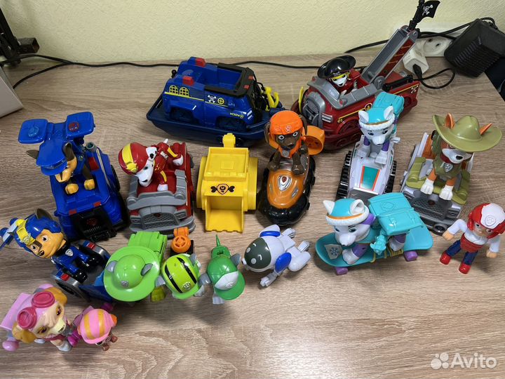 Игрушки пластиковые Щенячий патруль