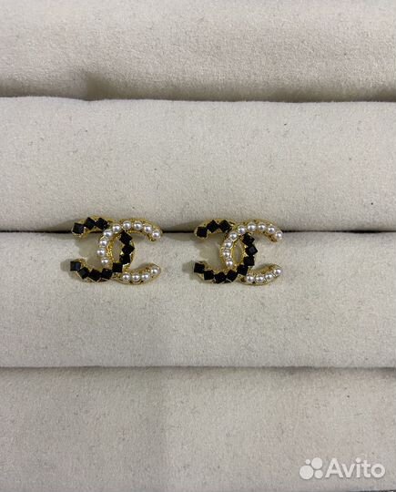 Серьги Chanel vip gift