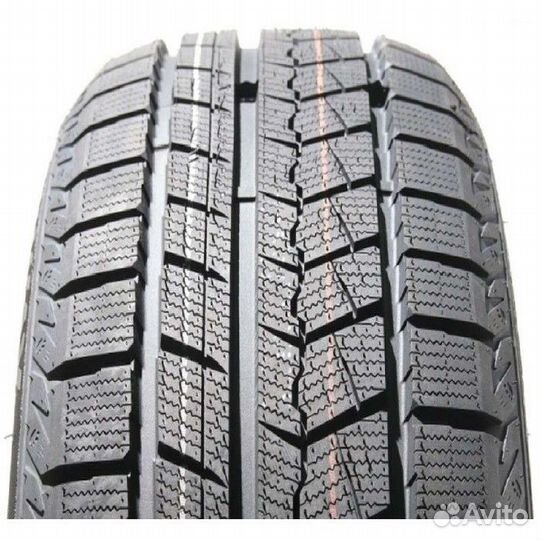 Roadmarch Snowrover 868 195/60 R16